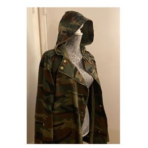 Camo Jacket Forever 21 Plus